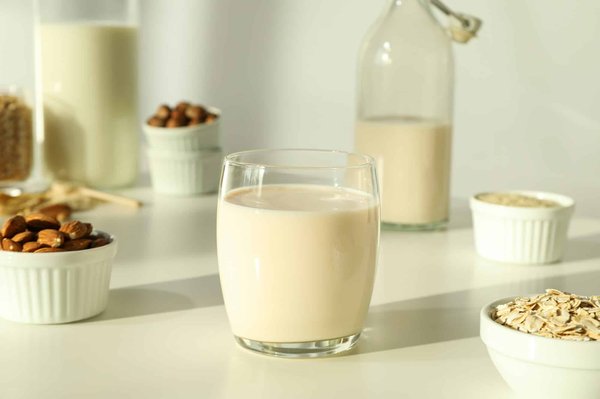 What's the Latest in Non-Dairy Milk Alternatives and Their Nutritional Benefits?